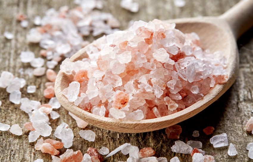 Что мы знаем о соли? Римский ученый Кассиодор написал еще полторы тысячи лет назад: "Человек может жить без золота, но без соли не проживет".